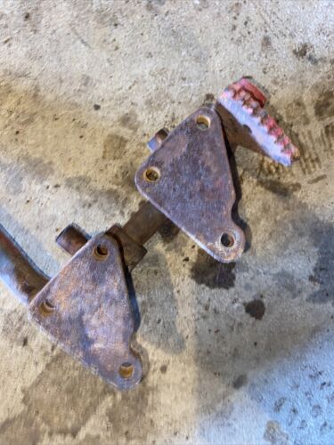 Farmall B Rowcrop tractor IH brake pedal +& lock latch bar