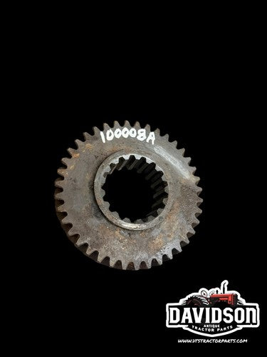 1964 Oliver 550 Gas Used Transmission Counter Shaft Gear 100008A Tractor