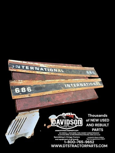 International 686 Hood Side Panels Pair Antique Tractor