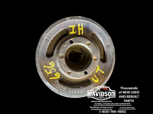 IHC Farmall 656 Utility Front Crankshaft Pulley 702136-C1 Antique Tractor