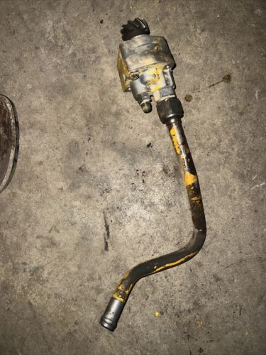 IHC Cub Low Boy 185 Good Working Hydraulic Pump W/line