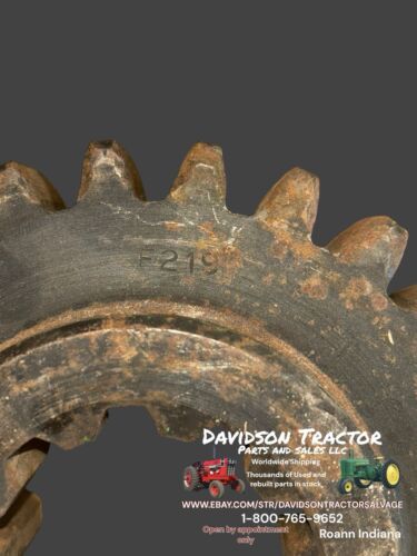 John Deere JD G Tractor Transmission drive gear F219R