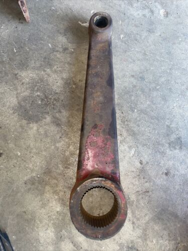Farmall International 706 IH tractor right rockshaft 2pt hitch top main lift arm