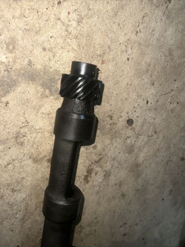 McCormick WD9 Oil Pump Antique Tractor 8211-D 8088-DA