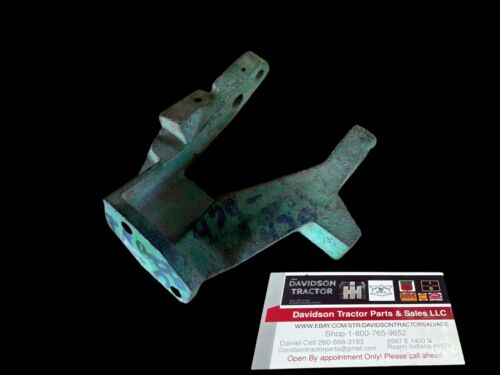 M3152T, T10896T John Deere Throttle And Choke Control Bracket For 420 430 NOS