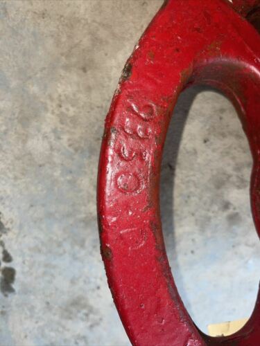 Farmall Super A SA tractor IH front steering spindle hub & cap