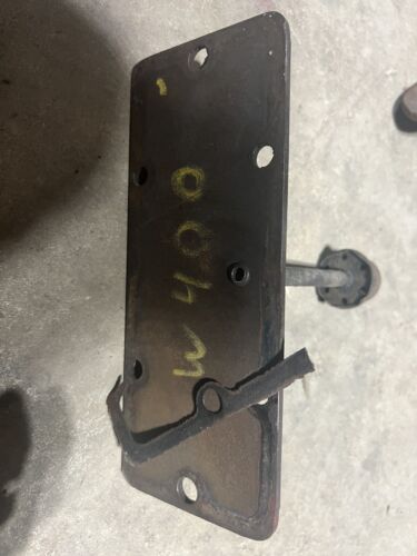 IHC International W-400 Cover plate Antique Tractor
