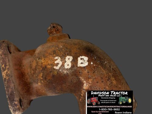 John Deere B403R Water Pipe Casting Neck Antique Tractor  1938 B