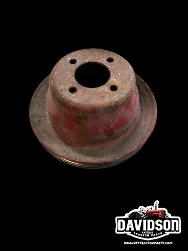 IH Farmall 240 C-123 Fan Pulley Assembly Antique Tractor