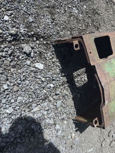 John Deere 50 Gas Hood Antique Tractor