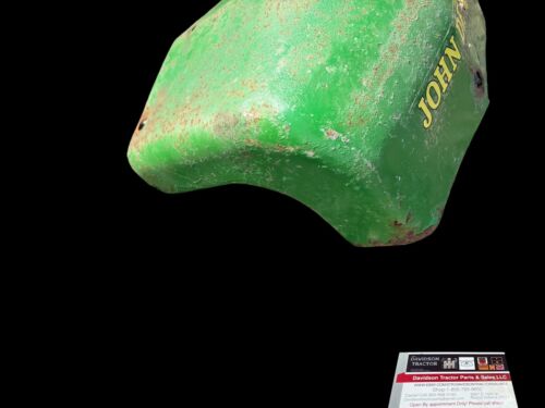 JOHN DEERE Late Model  B NOSE CONE GREAT SHAPE!