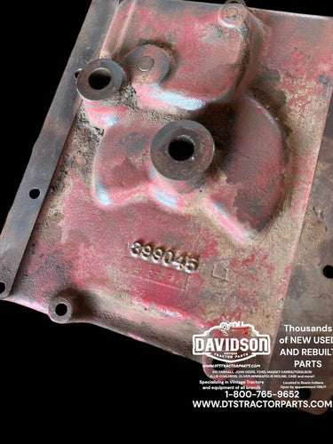 1970 Farmall IH 826 Tractor Transmission Shift Cover Plate 399045