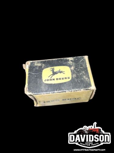 Genuine John Deere R31627R New Old Stock Control Valve 3010 3020 4010 4020 5010