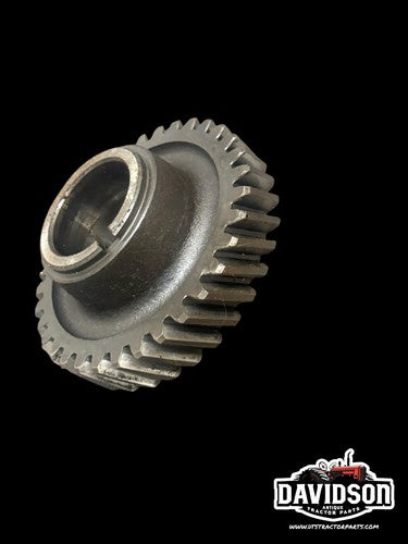 John Deere 2010 RU Transmission Rear Input Shaft Gear T13180T  Tractor