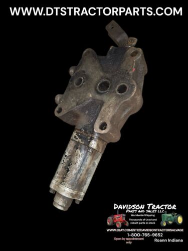 Good Used 62459C2 International Harvester Hydraulic Valve Antique Tractor