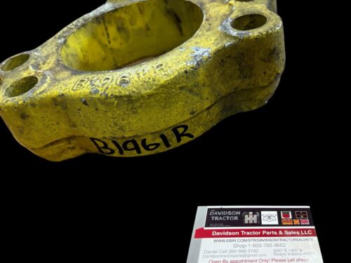 JOHN DEERE A B HUB WHEEL CLAMP B1961R