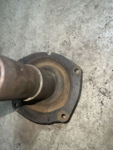 IH Farmall 340 460 504  Pto Shaft Bearing Cage 370598R1  Antique  Tractor