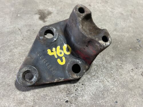 International 460 Utility Front Axel Ball Mount Antique Tractor
