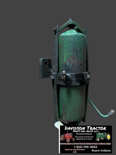 John Deere 3010 Diesel Fuel Filter Assembly