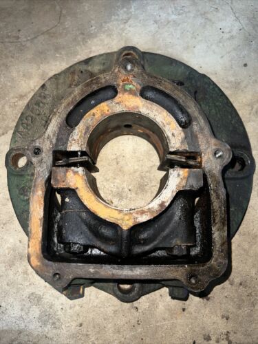 JOHN DEERE A3265R AA3934R MAIN BEARING HOUSING A TRACTOR