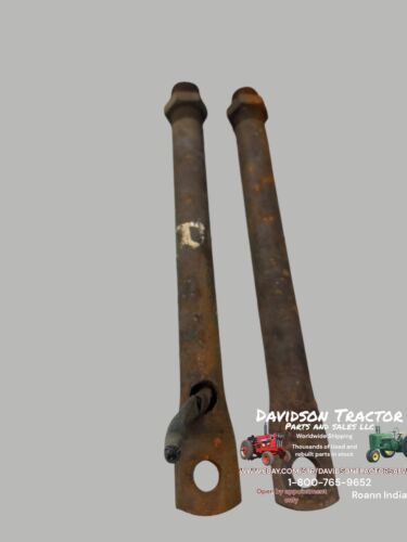JOHN DEERE LATE STYLED B LIGHT BRACKET PAIR SET 1947-52 BN BW B
