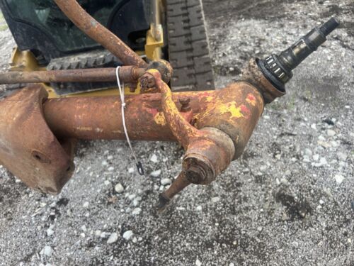 International W-400 Front Axel Assembly Antique Tractor