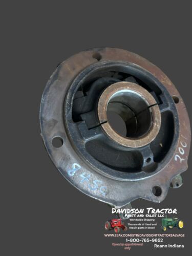 John Deere Unstyled G Left Hand Bearing Housing F66R