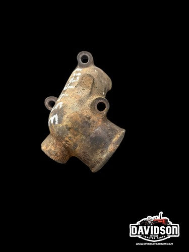 Massey Ferguson 1100 Tractors 354 Perkins Coolant Housing