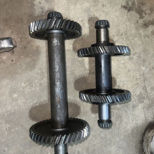 John Deere 2010 Underdrive and Reverse Countershaft gear transmission
