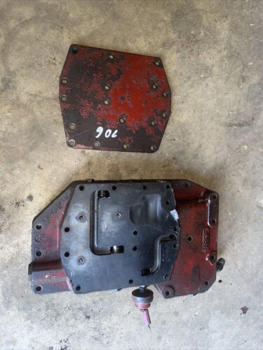 IH 706 Hydraulic control Valve Antique Tractor