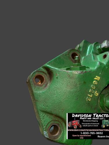 USED JOHN DEERE R63272 ROCKSHAFT PISTON COVER 4240 TRACTOR