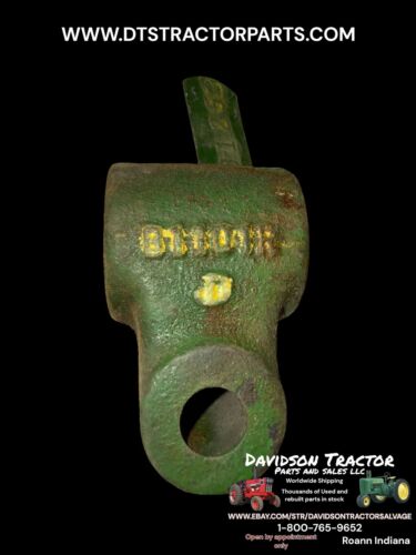 New Old Stock NOS B1101R John Deere Steering Support