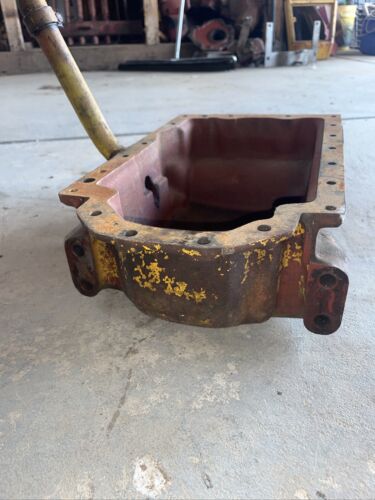 International Ih Farmall D179 Oil Pan 3132813r4 464 485 385 454 495 395