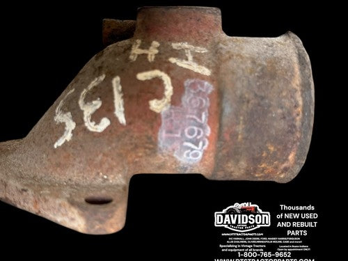 International Farmall 404 424 340 140 240  C-135 Elbow-water Outlet 367679R1