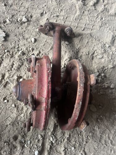 IHC Farmall F12 F14 Front Spindle W/Hubs Antique Tractor