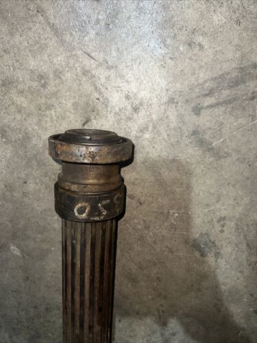ORIGINAL IH FARMALL  300 350   TRACTOR -TRANSMISSION LOWER SHAFT Antique Tractor