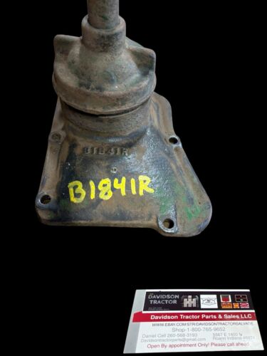 John Deere B Tractor B1841R Crankcase Cover Breather Casting