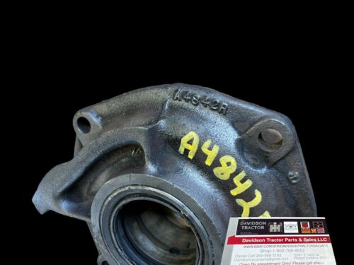 John Deere 60 Right Hand Main Bearing Casting A4842R 1954 1955 1956