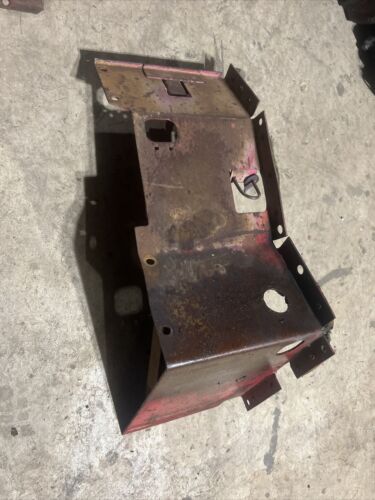 IHC Mcormick WD9 RIGHT foot platform W9 Diesel International Antique tractor
