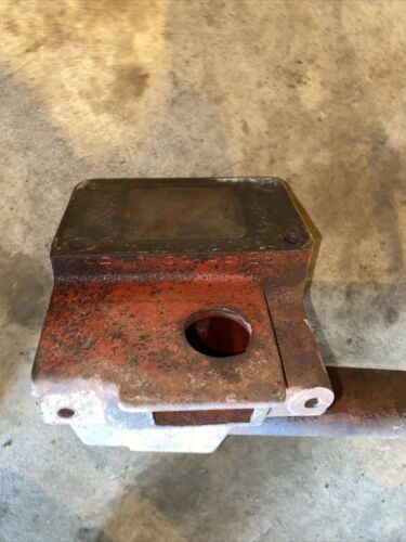 Farmall 300 350 400 450 tractor IH steering shaft main holder main bracket + fan