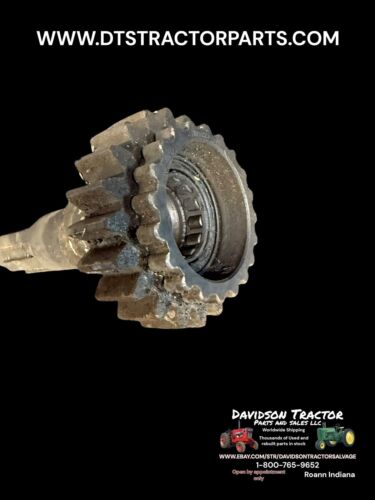 JOHN DEERE 70 TRANSMISSION DRIVESHAFT GEAR F2366R AF2351R