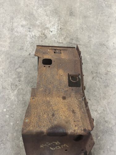 IHC Mcormick WD9 RIGHT foot platform W9 Diesel International Antique tractor