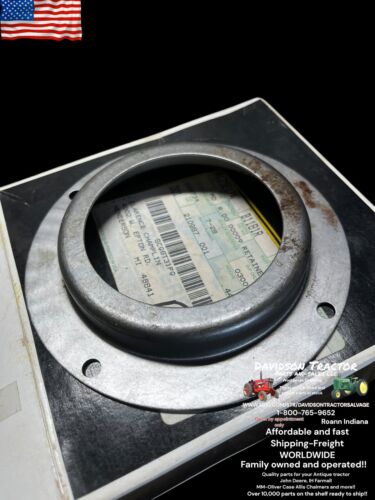 OEM  REAR AXLE OUTER FELT SEAL RETAINER FOR JOHN DEERE B TRACTOR B1181R