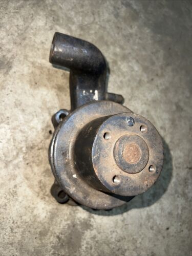 IH INTERNATIONAL BC144 BD154 276 354 364 434 444 B414 Water Pump 703820R94