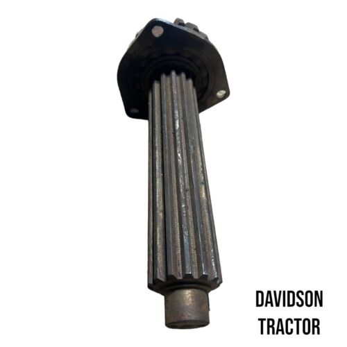 1957 Farmall 450 Tractor Pinion Gear Shaft Assembly