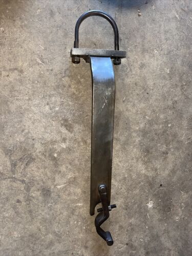 International Farmall 706 IH Tractor transmission internal holder bracket