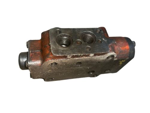 IHC Farmall Hydraulic Block Antique Tractor
