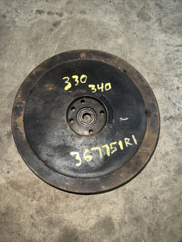 IH Farmall 330,340 Flywheel Antique tractor 367751-R1 Nice One!