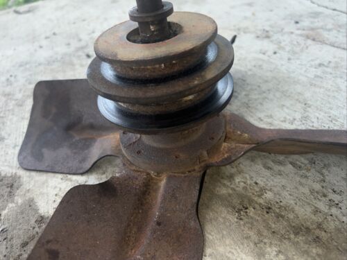 Farmall / IH Cub Tractor Front Fan Blade Assembly With Pulley