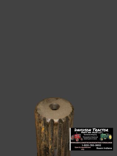 F2525R John Deere 720 730 PTO DRIVE SHAFT AND BEVEL GEAR Antique Tractor